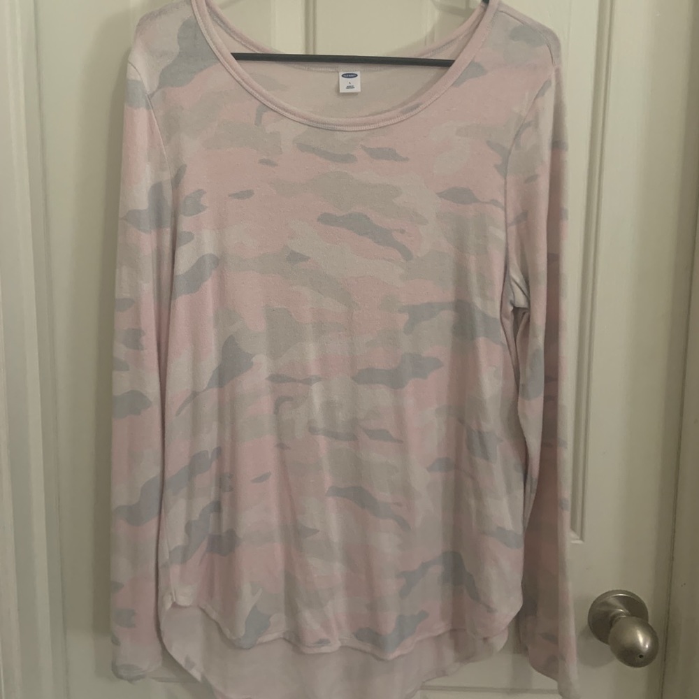 Pink chamo tee